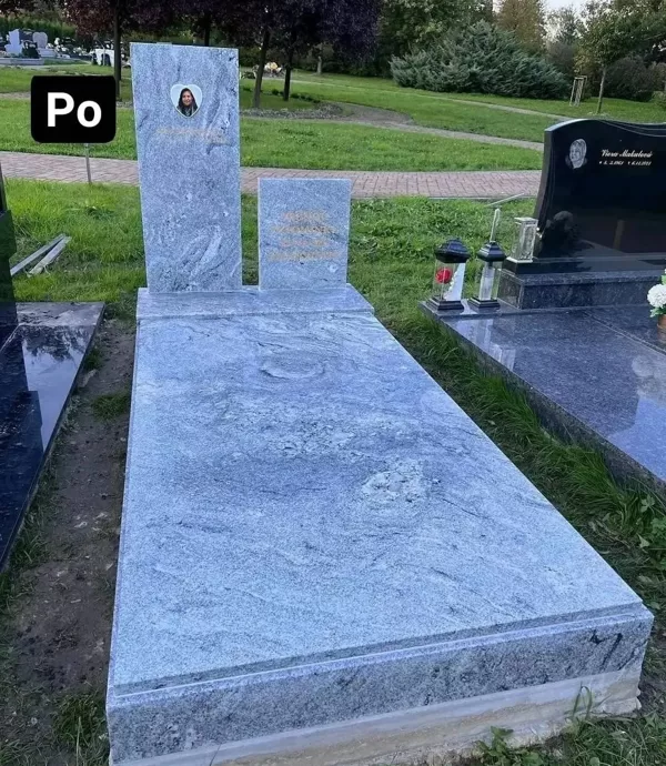 Žulový jednohrob světlý – moderní pomník Karviná